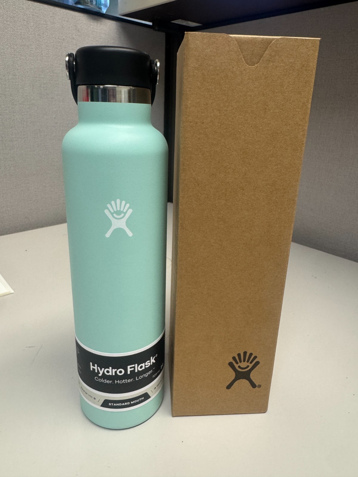Hydroflask 24 Oz Standard Flex Cap Bottle DEW Brand New