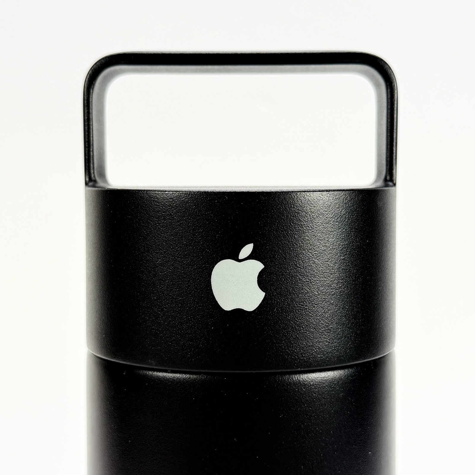 Apple Park Water Bottle Black 2026 WWDC Exclusive Stainless 22oz Sticker + Bag