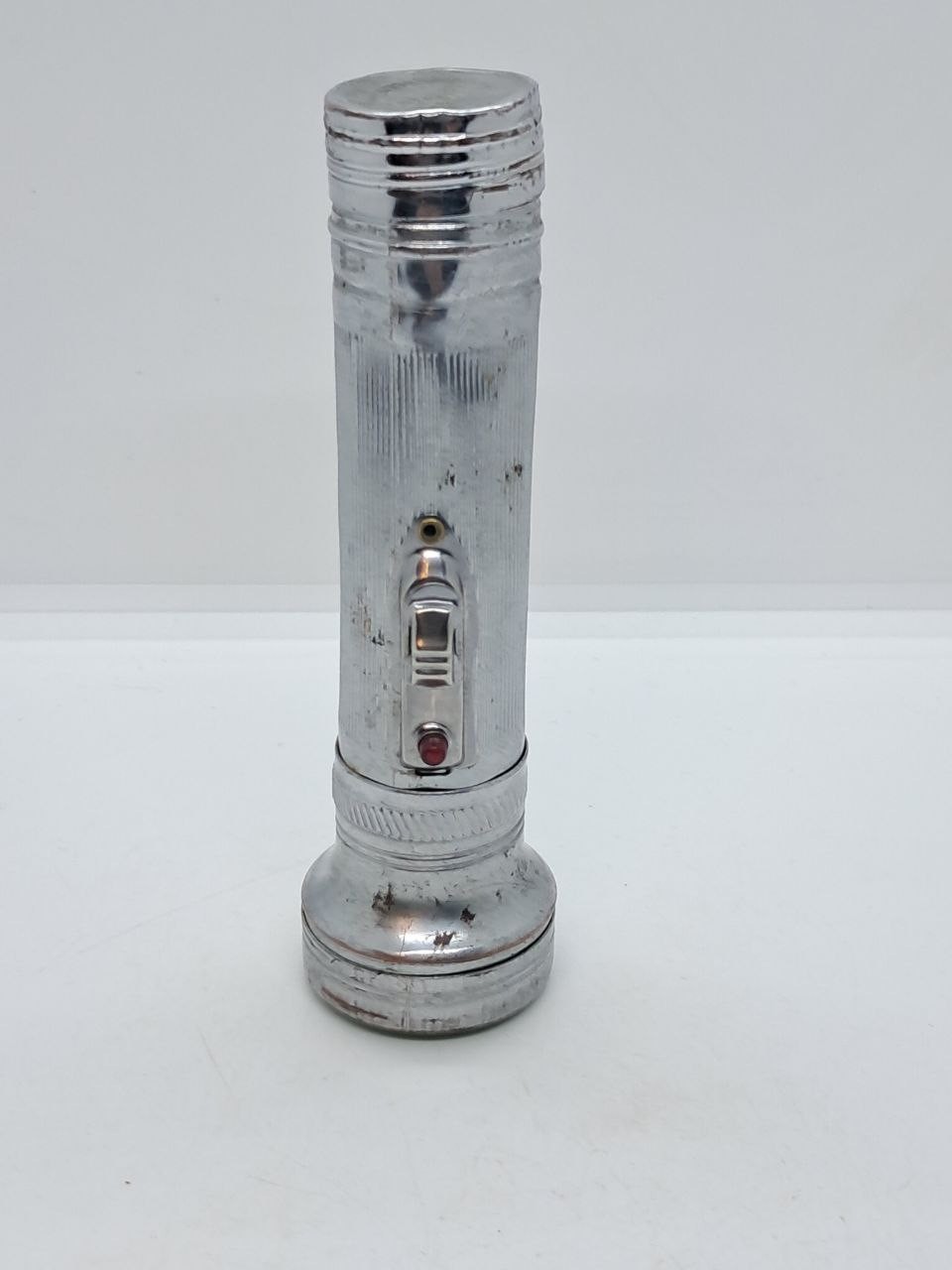 Vintage Hand Lanterns Flashlight Collectible Metal Lantern Made in China
