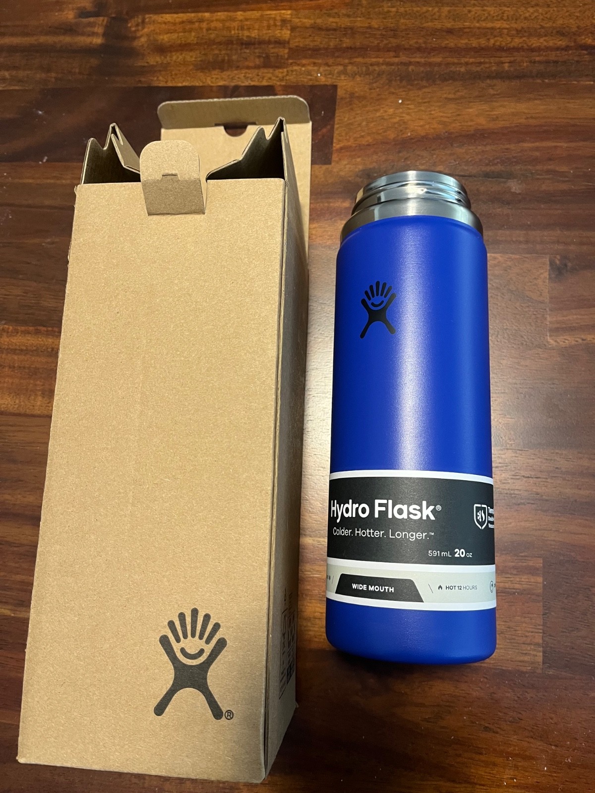 NEW Hydro Flask 20oz capri blue Wide Mouth Bottle w/straw Cap BNWT