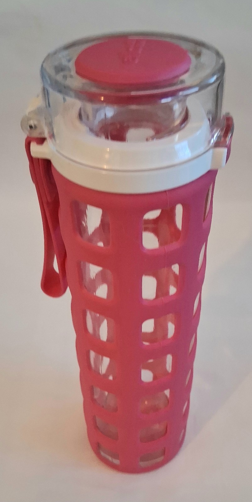 Ello Pure 20 oz Glass Water Bottle BPA-Free Leakproof Flip Top Lock Lid Pink