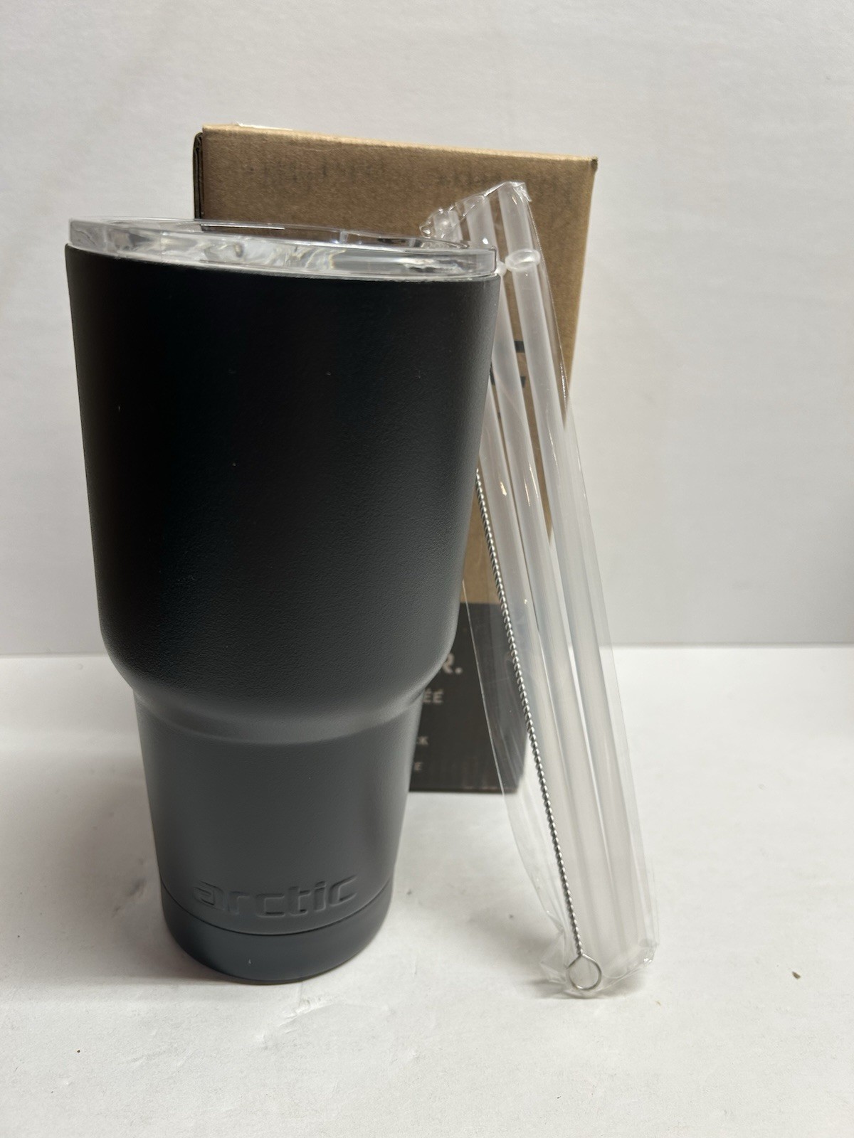 BRAND NEW Matte Black & Stainless Steel 30oz Arctic Tumbler w/ Lid & Straws