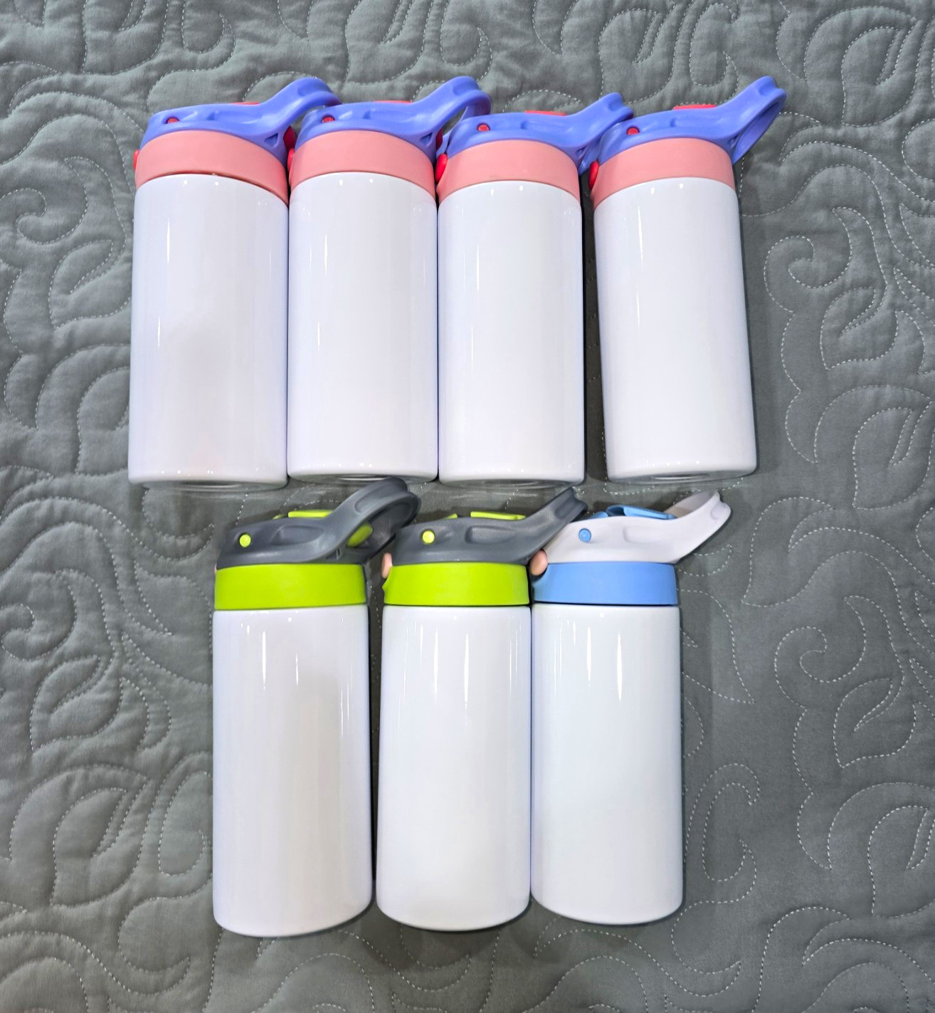 Lot of 7 12 fl oz Metal White Water Bottles Flip Lock Straw Reusable Lids.