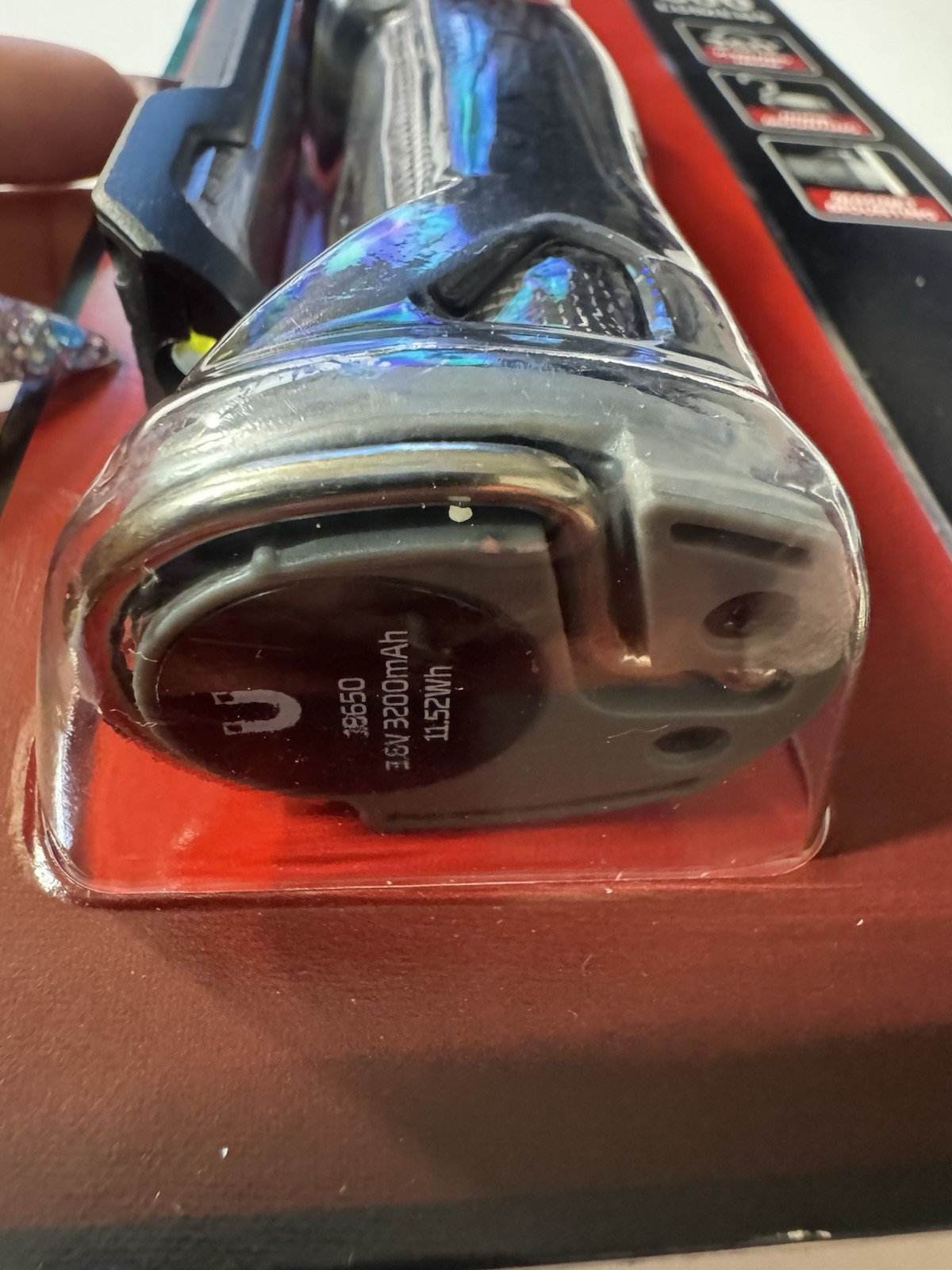 Husky Rechargeable UV Flip Flashlight 1200 Lumens 1014 702 068