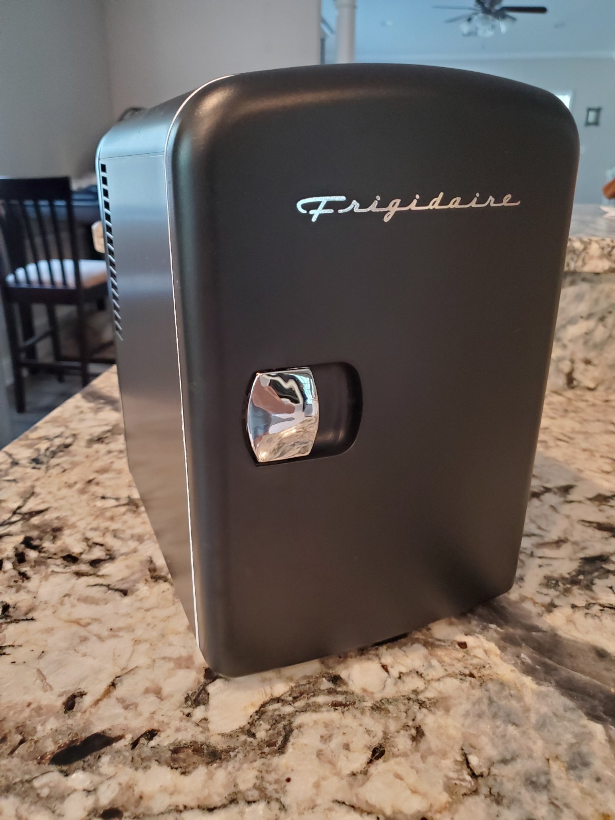 Frigidaire Mini Portable Compact Personal Fridge Cooler
