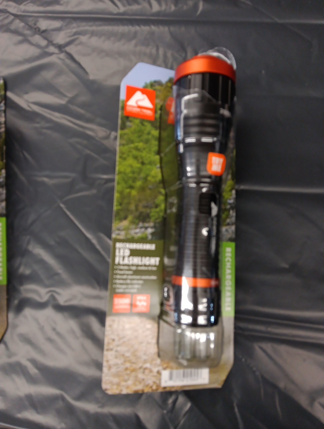 Ozark Trail Rechargeable LED Flashlight 2500 Lumens Aluminum IPX4 Black