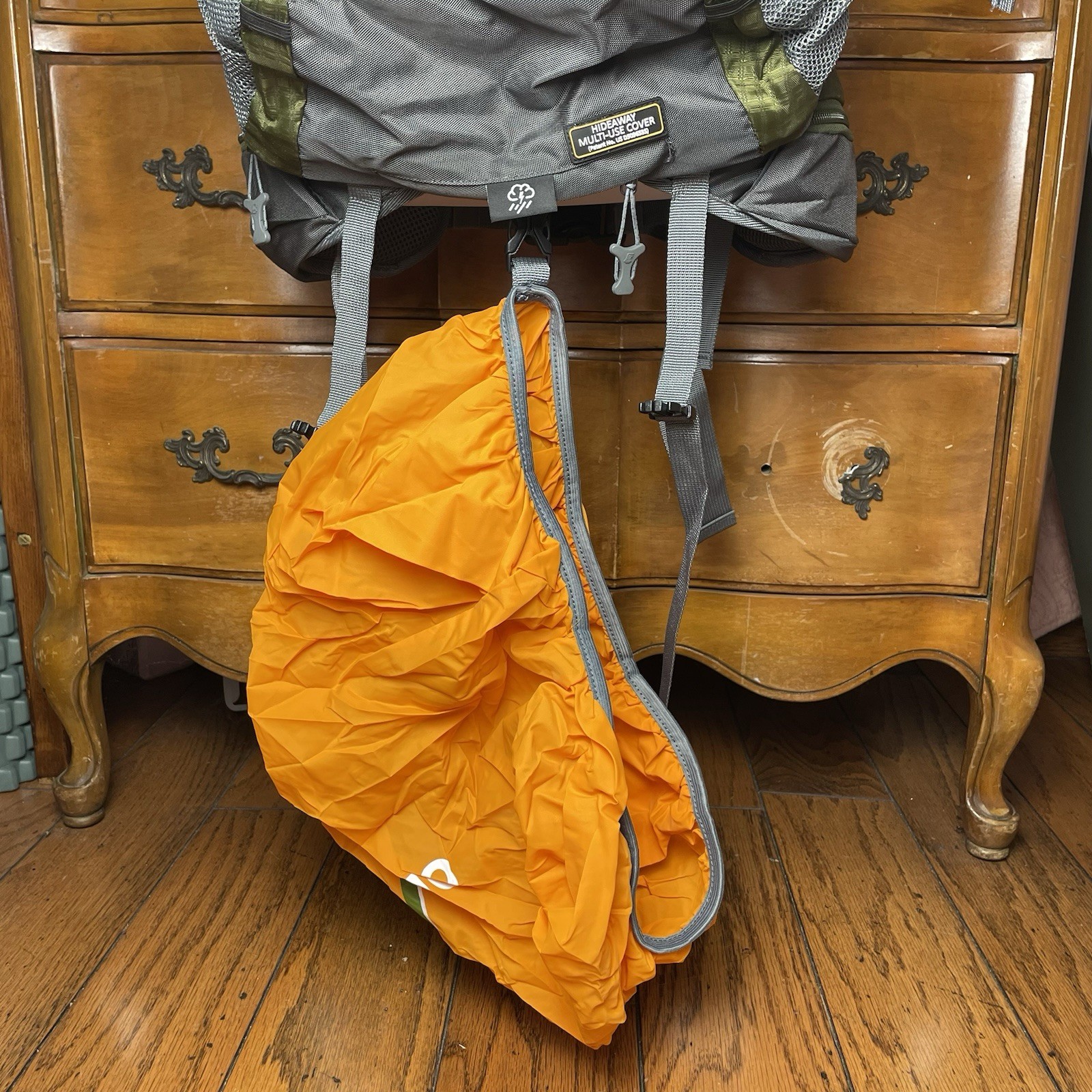 Olympia USA Hawk Outdoor 32L Green/Gray Hiking Camping Outdoors Backpack NEW