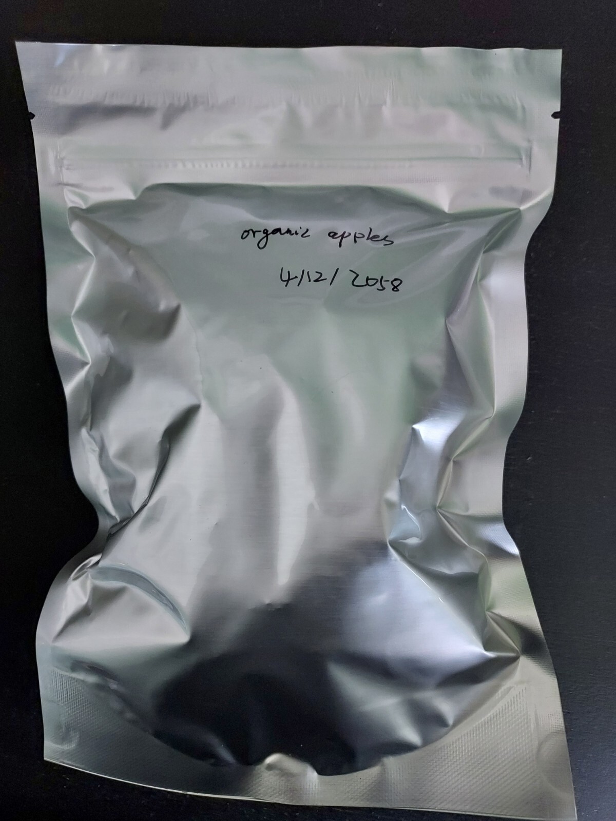 Organic apples– Homemade Freeze Dried 